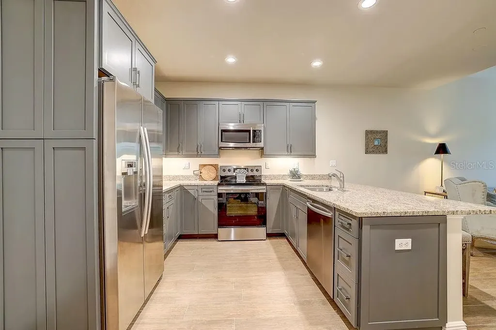 525 N Orange Avenue Sarasota FL 34236