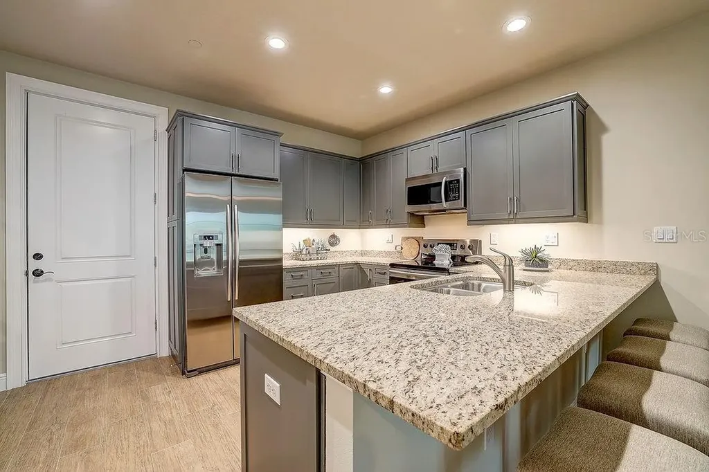 525 N Orange Avenue Sarasota FL 34236