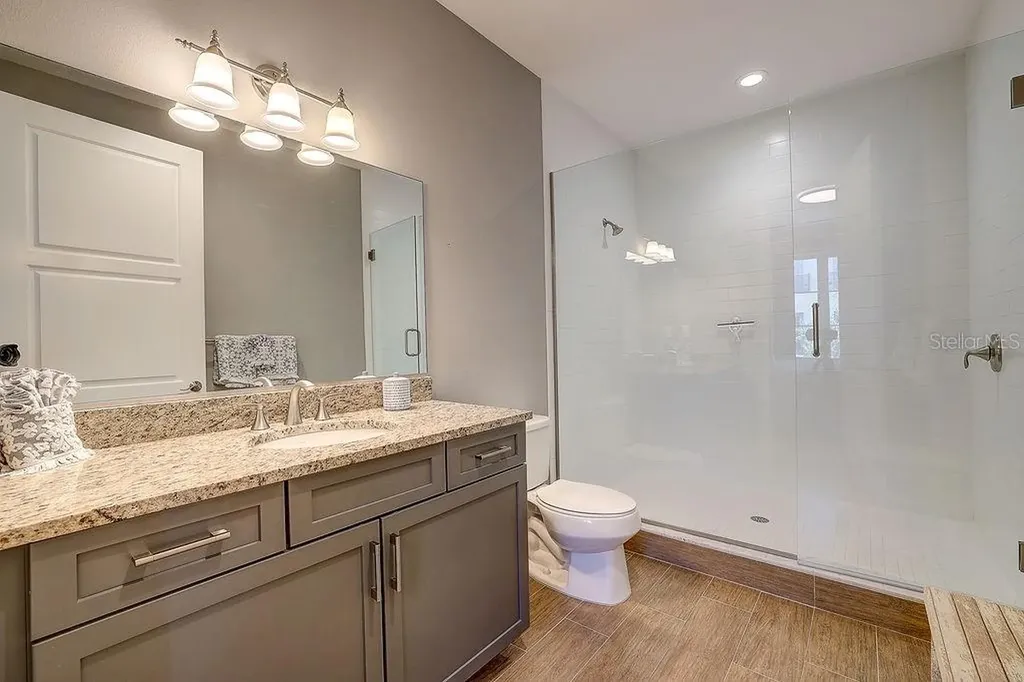 525 N Orange Avenue Sarasota FL 34236