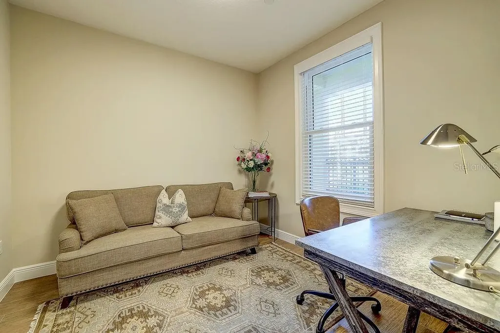 525 N Orange Avenue Sarasota FL 34236