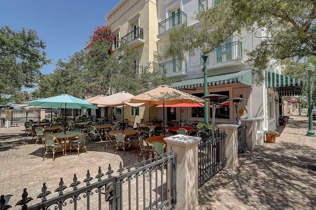 525 N Orange Avenue Sarasota FL 34236