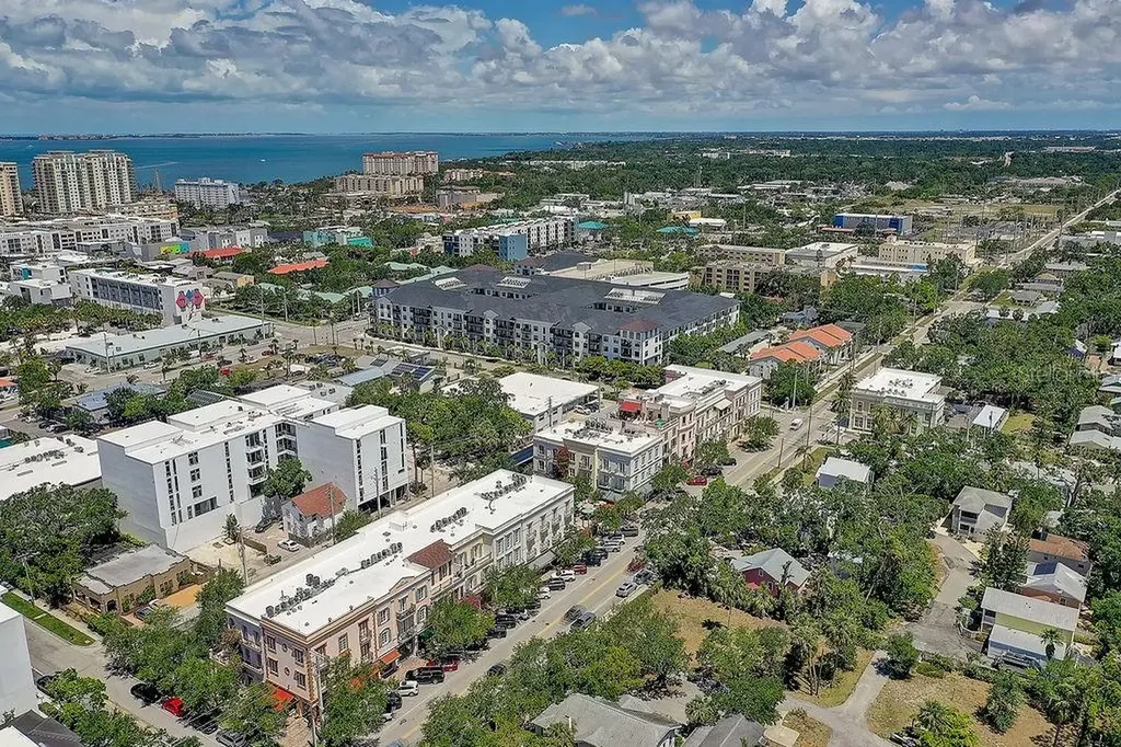 525 N Orange Avenue Sarasota FL 34236