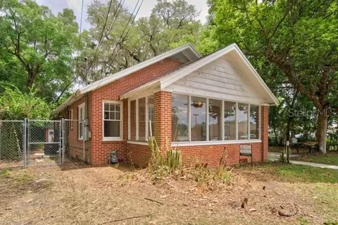 113 NW 11th Street Gainesville FL 32601