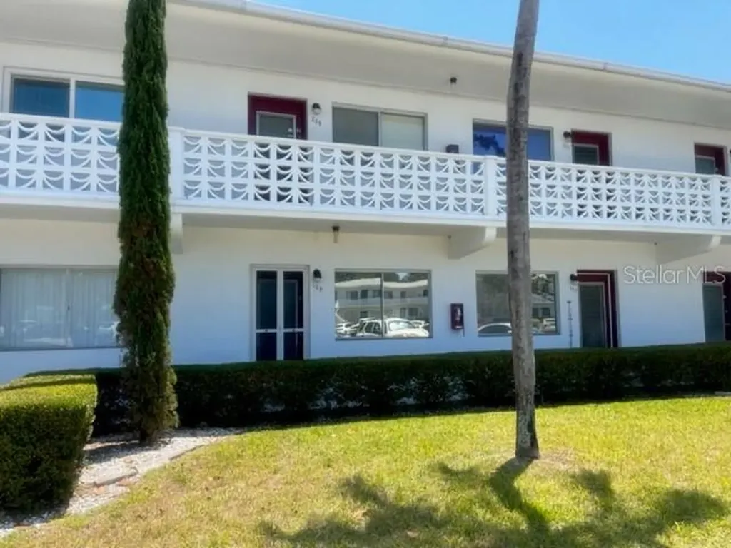 8455 112th Street Seminole FL 33772