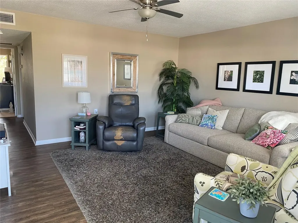 8455 112th Street Seminole FL 33772