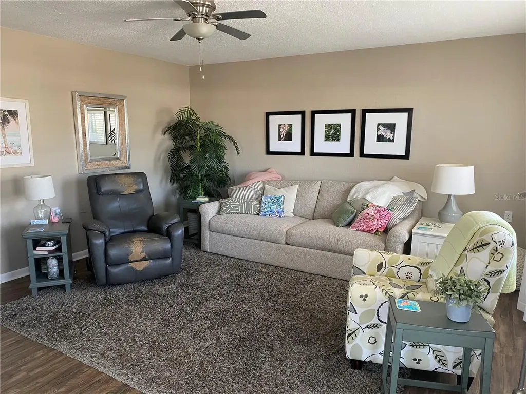 8455 112th Street Seminole FL 33772