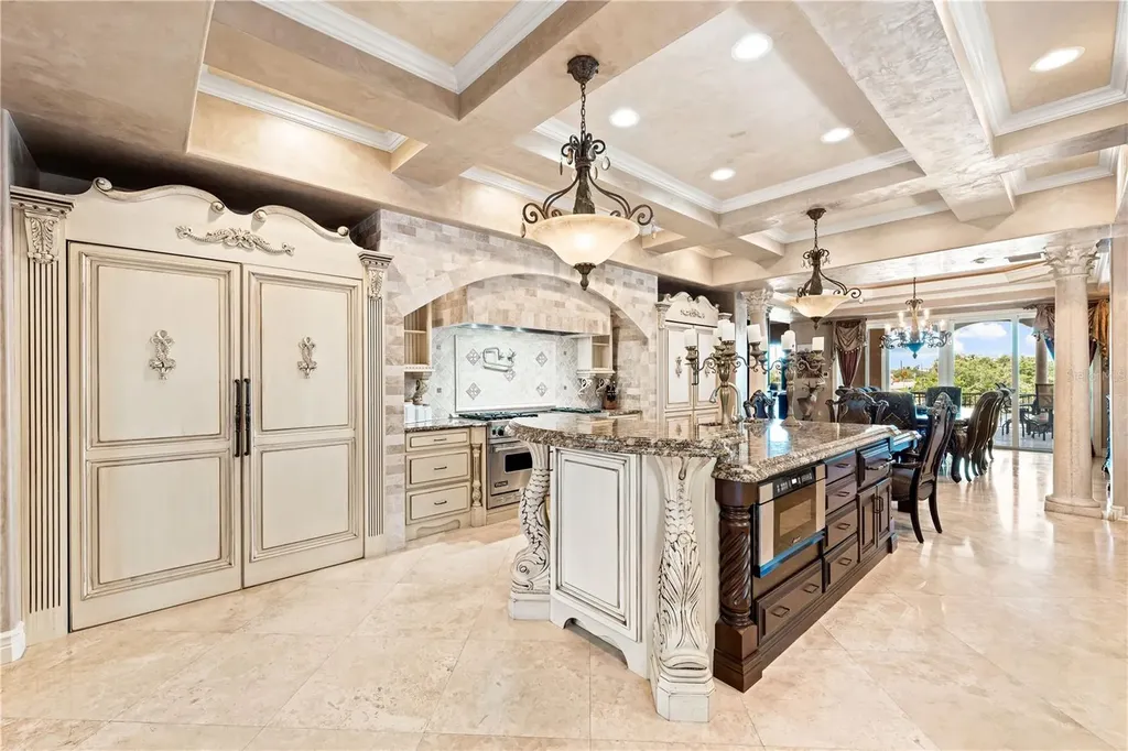 290 N Washington Drive Sarasota FL 34236