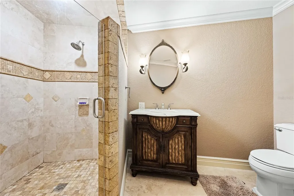 290 N Washington Drive Sarasota FL 34236