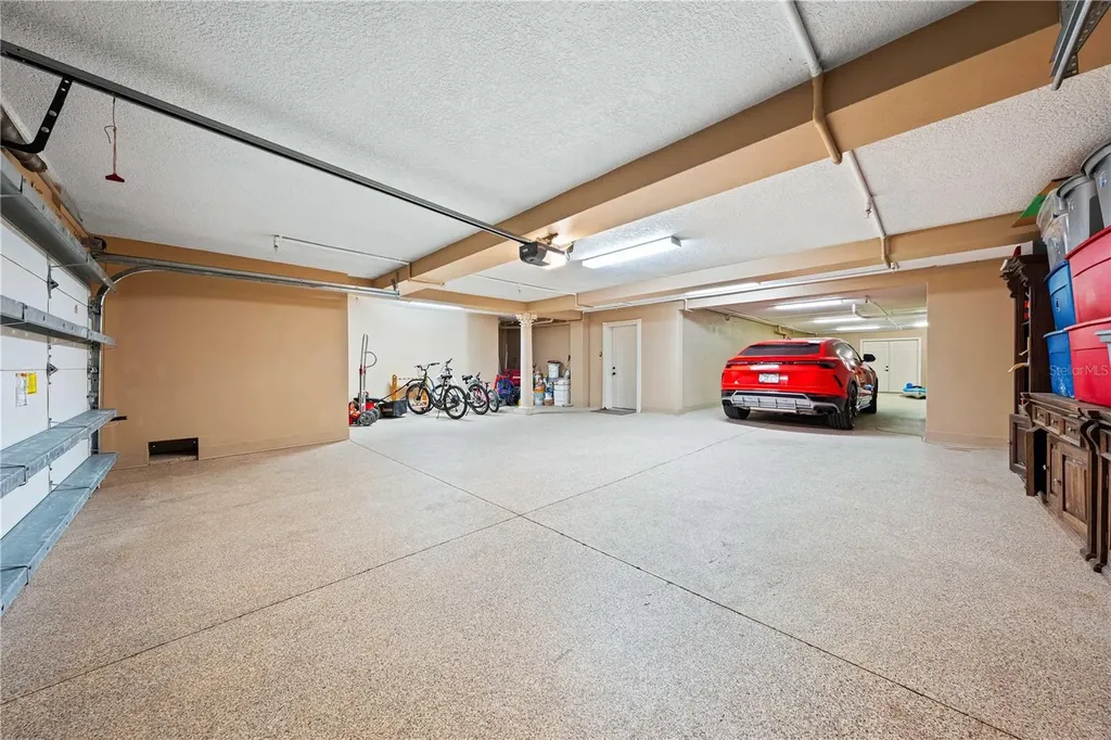 290 N Washington Drive Sarasota FL 34236