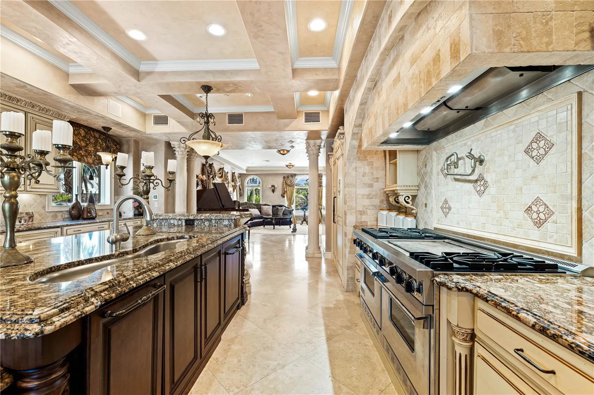 290 N Washington Drive Sarasota FL 34236