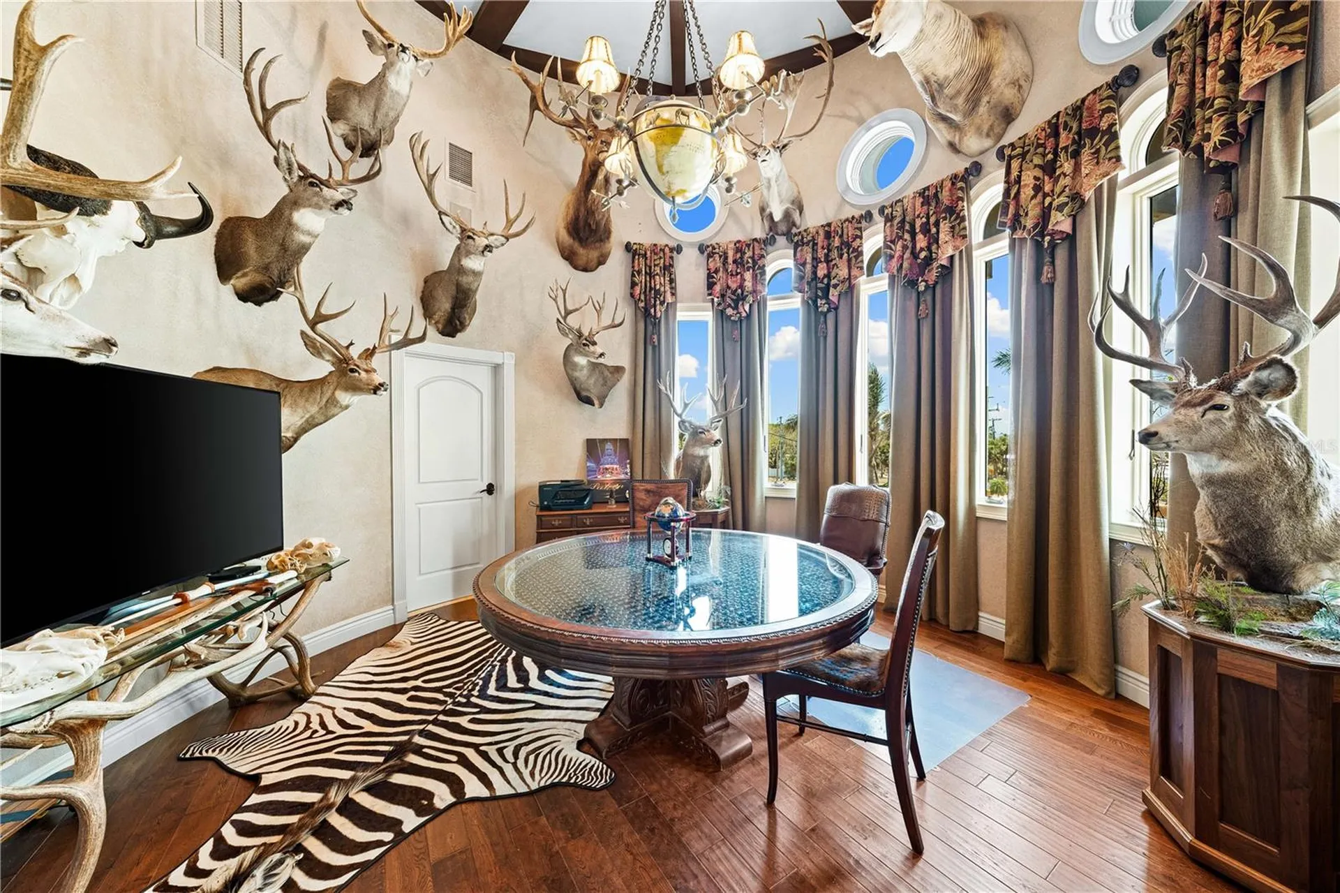 290 N Washington Drive Sarasota FL 34236