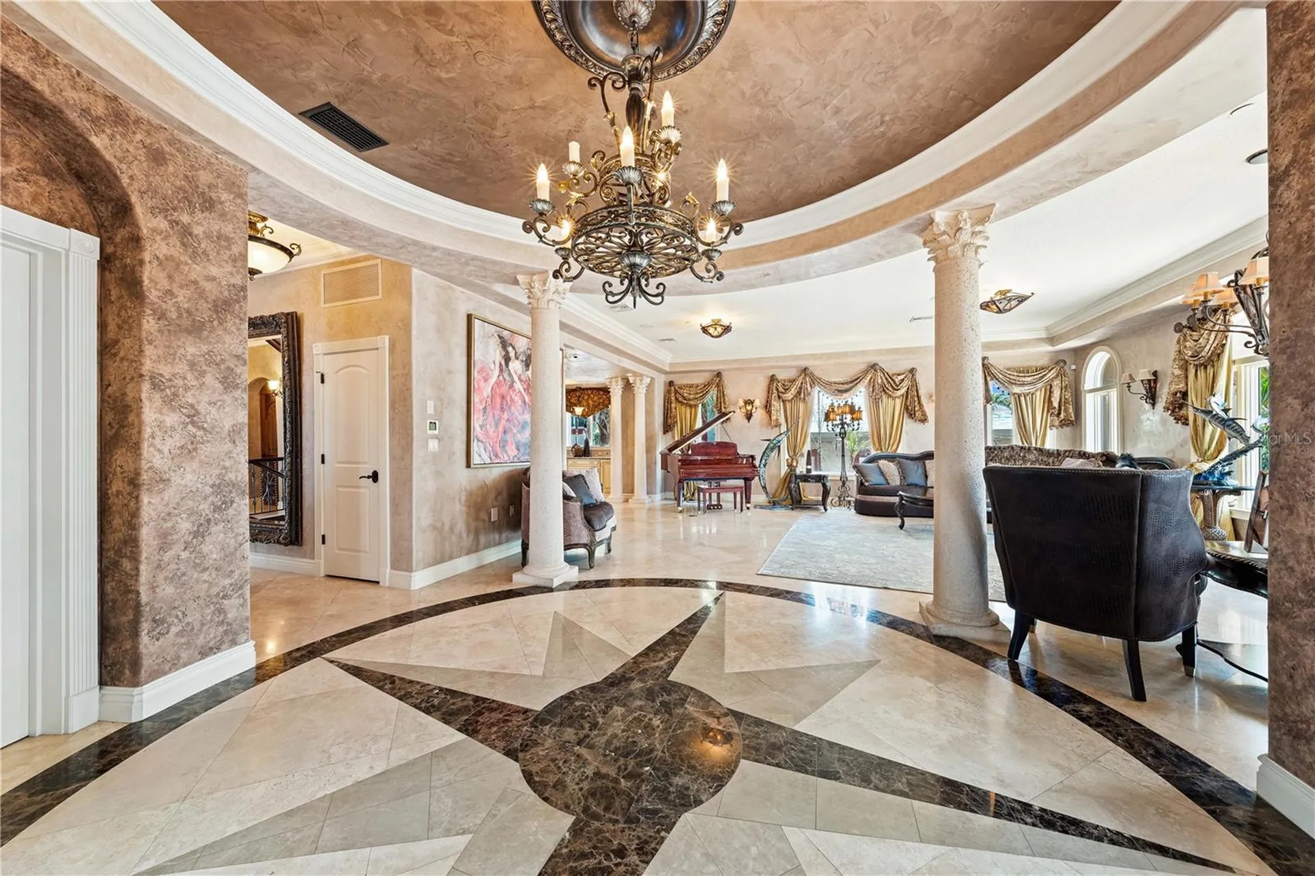 290 N Washington Drive Sarasota FL 34236