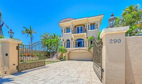 290 N Washington Drive Sarasota FL 34236