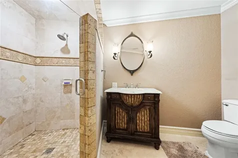 290 N Washington Drive Sarasota FL 34236