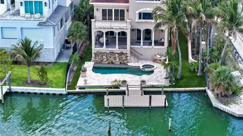290 N Washington Drive Sarasota FL 34236