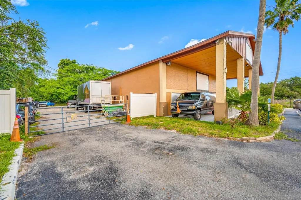 14925 Us Highway 19 Hudson FL 34667