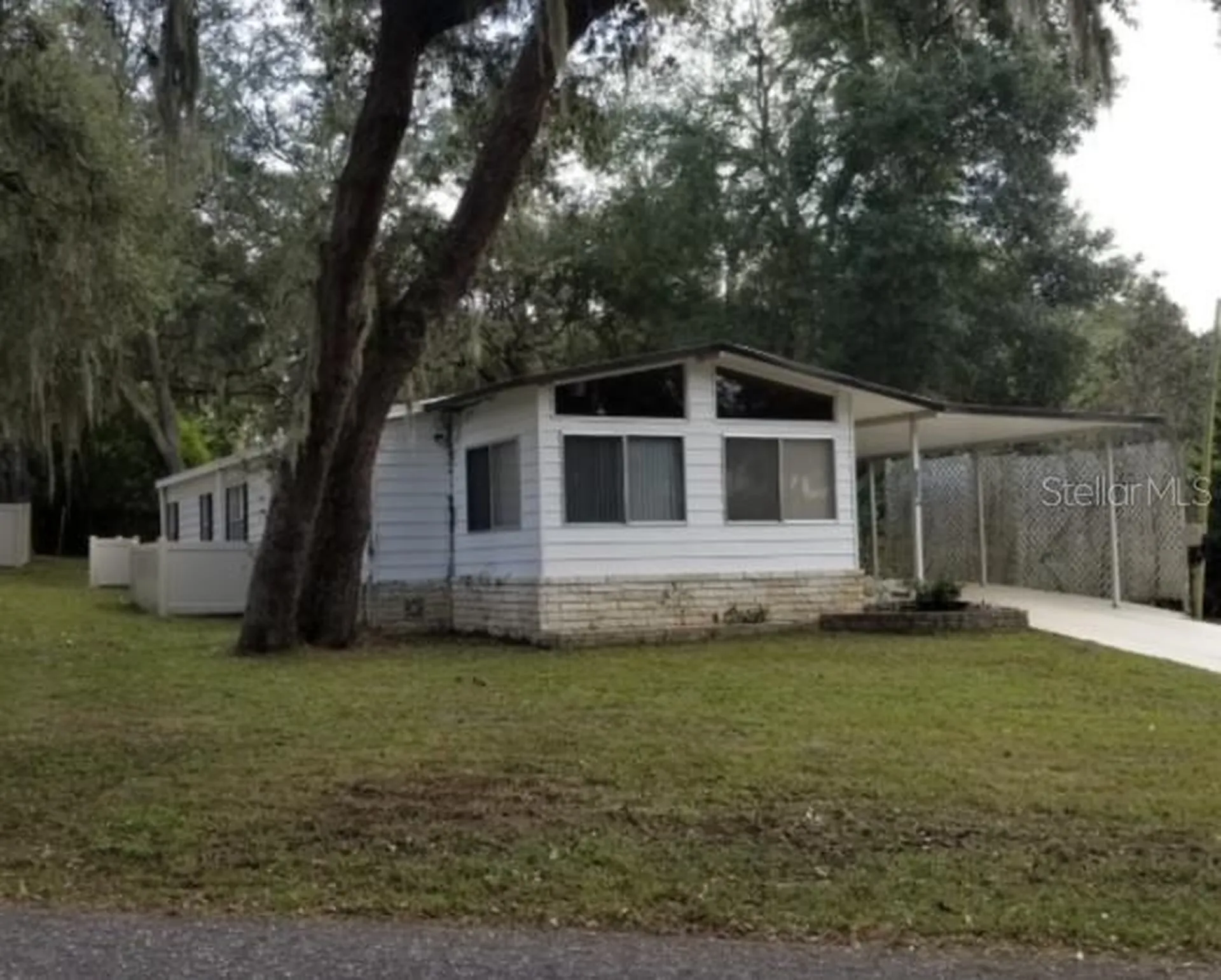 1715 Indian Trail Leesburg FL 34748