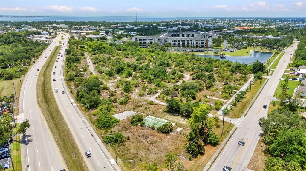 4135 Kings Highway Punta Gorda FL 33980