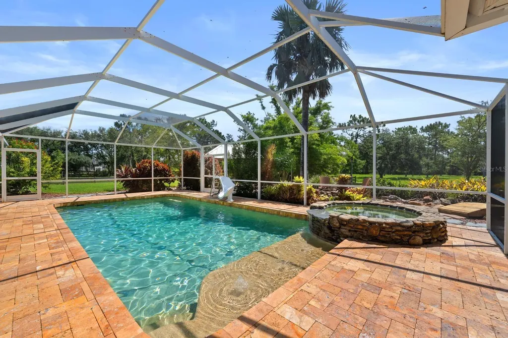 6915 215th Street E Bradenton FL 34211