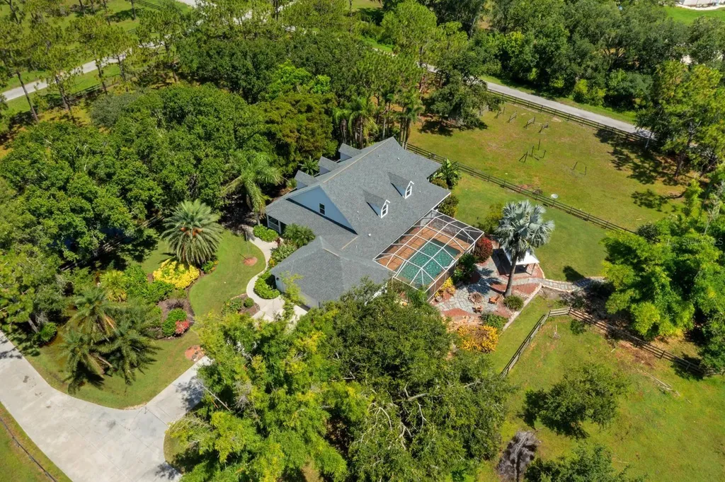 6915 215th Street E Bradenton FL 34211