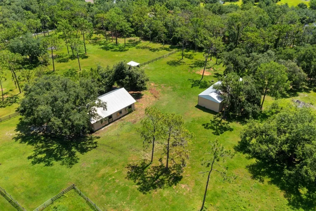 6915 215th Street E Bradenton FL 34211