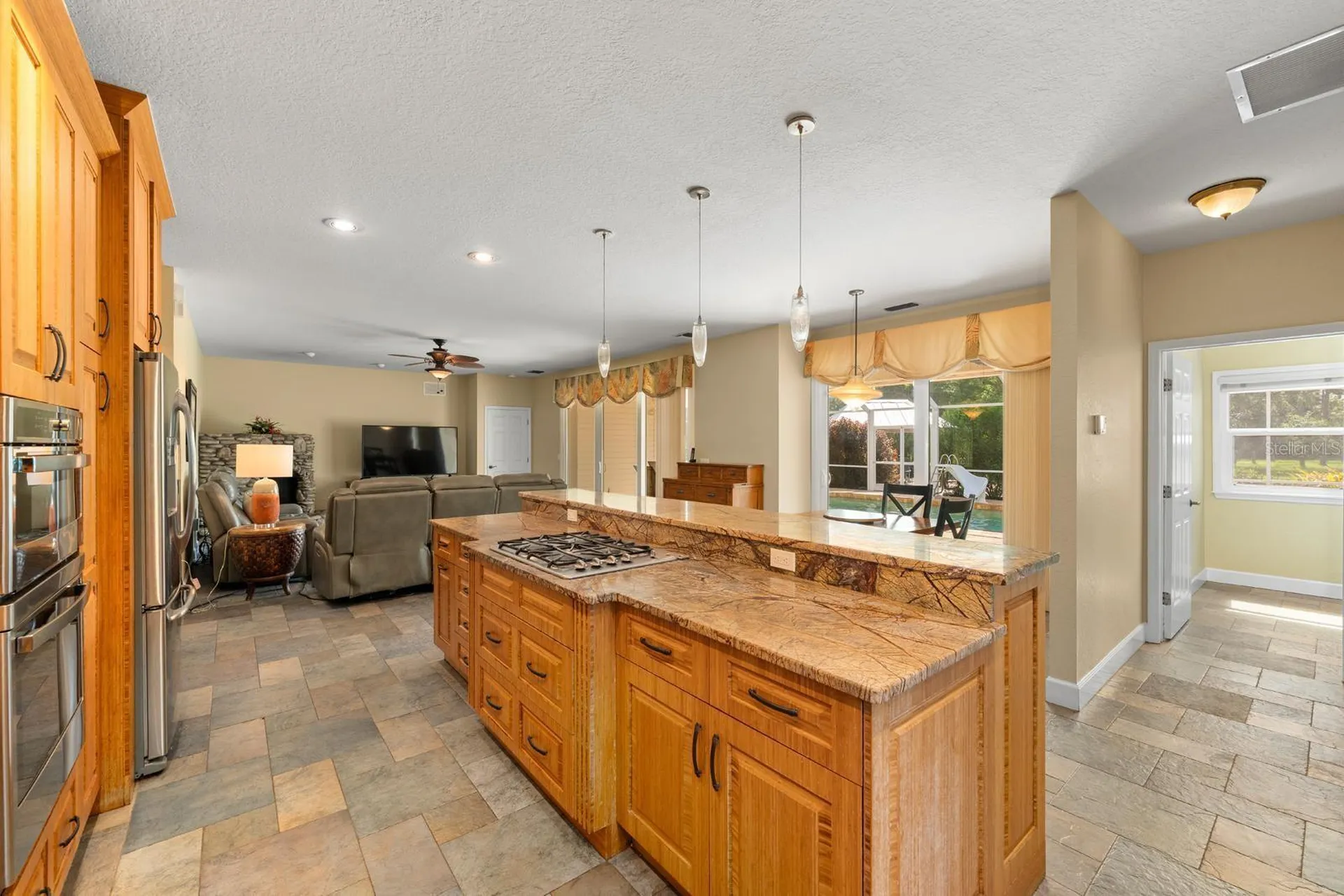 6915 215th Street E Bradenton FL 34211