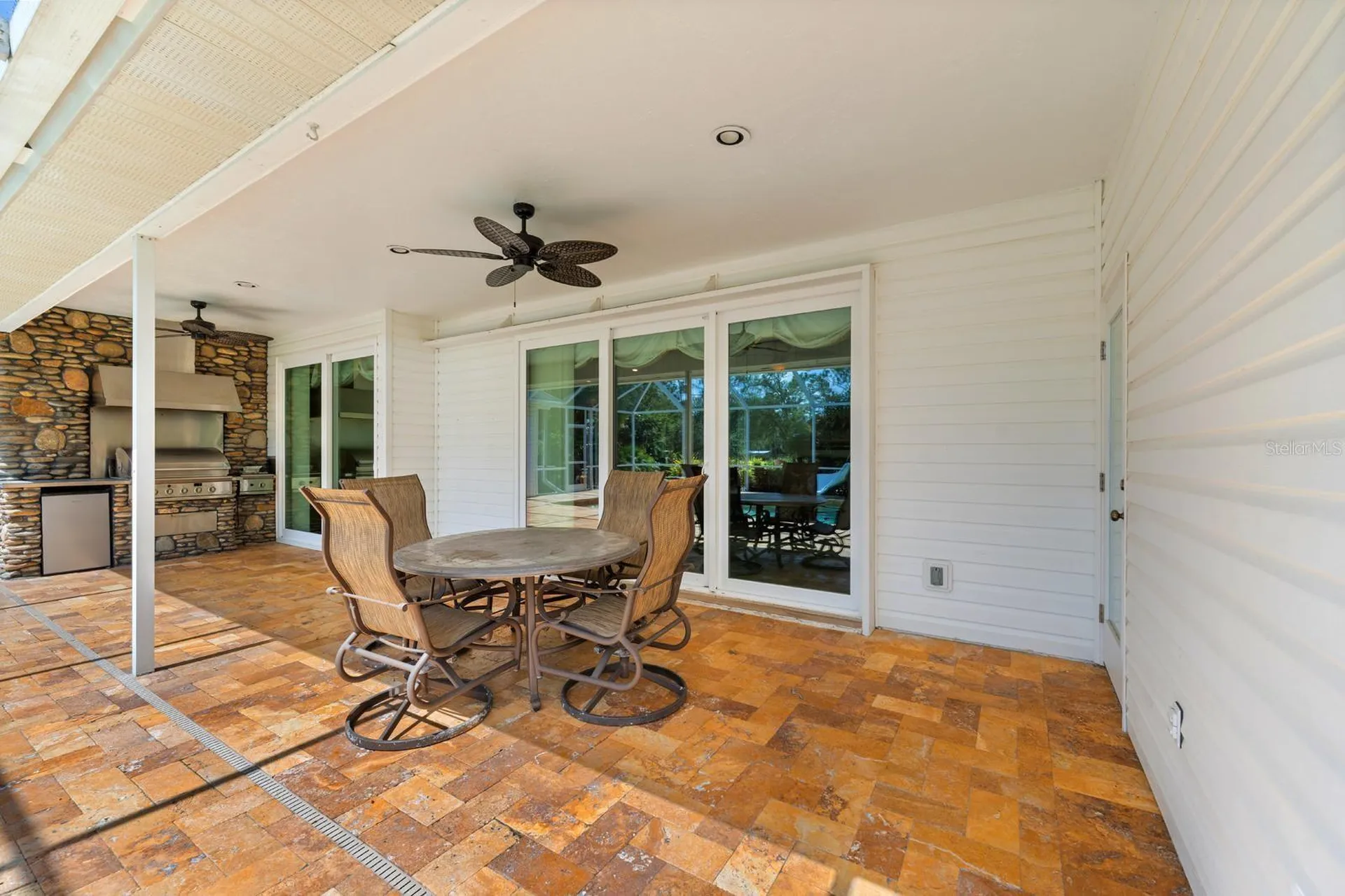 6915 215th Street E Bradenton FL 34211