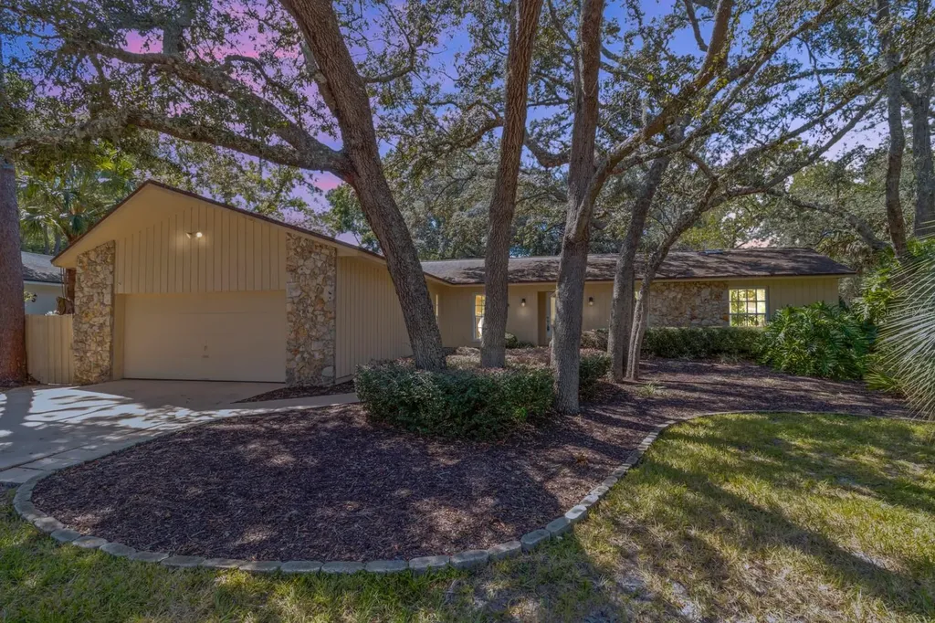 107 Wayland Circle Longwood FL 32779
