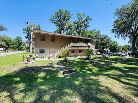 2073 Cr 428 Lake Panasoffkee FL 33538