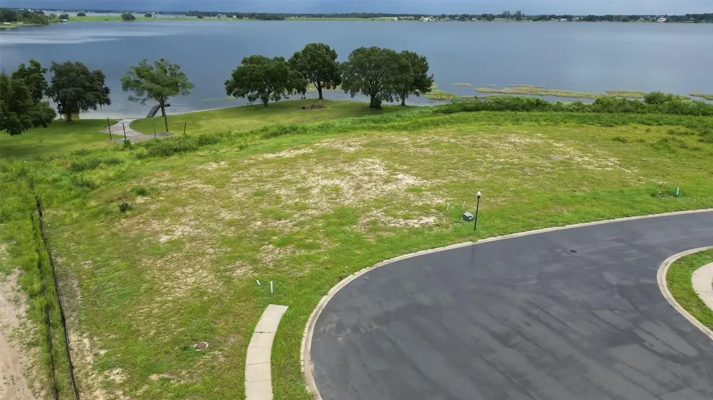 1105 Enclave Court Auburndale FL 33823