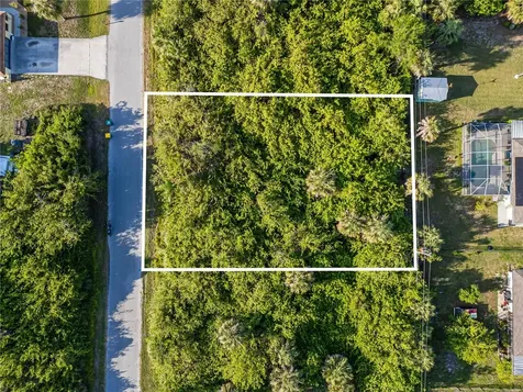 138 Edgemere Street NW Port Charlotte FL 33948