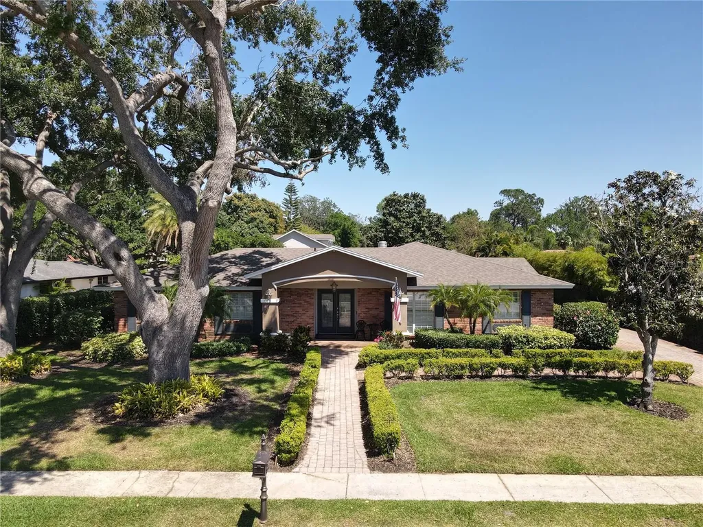 5127 Leeward Way Orlando FL 32809