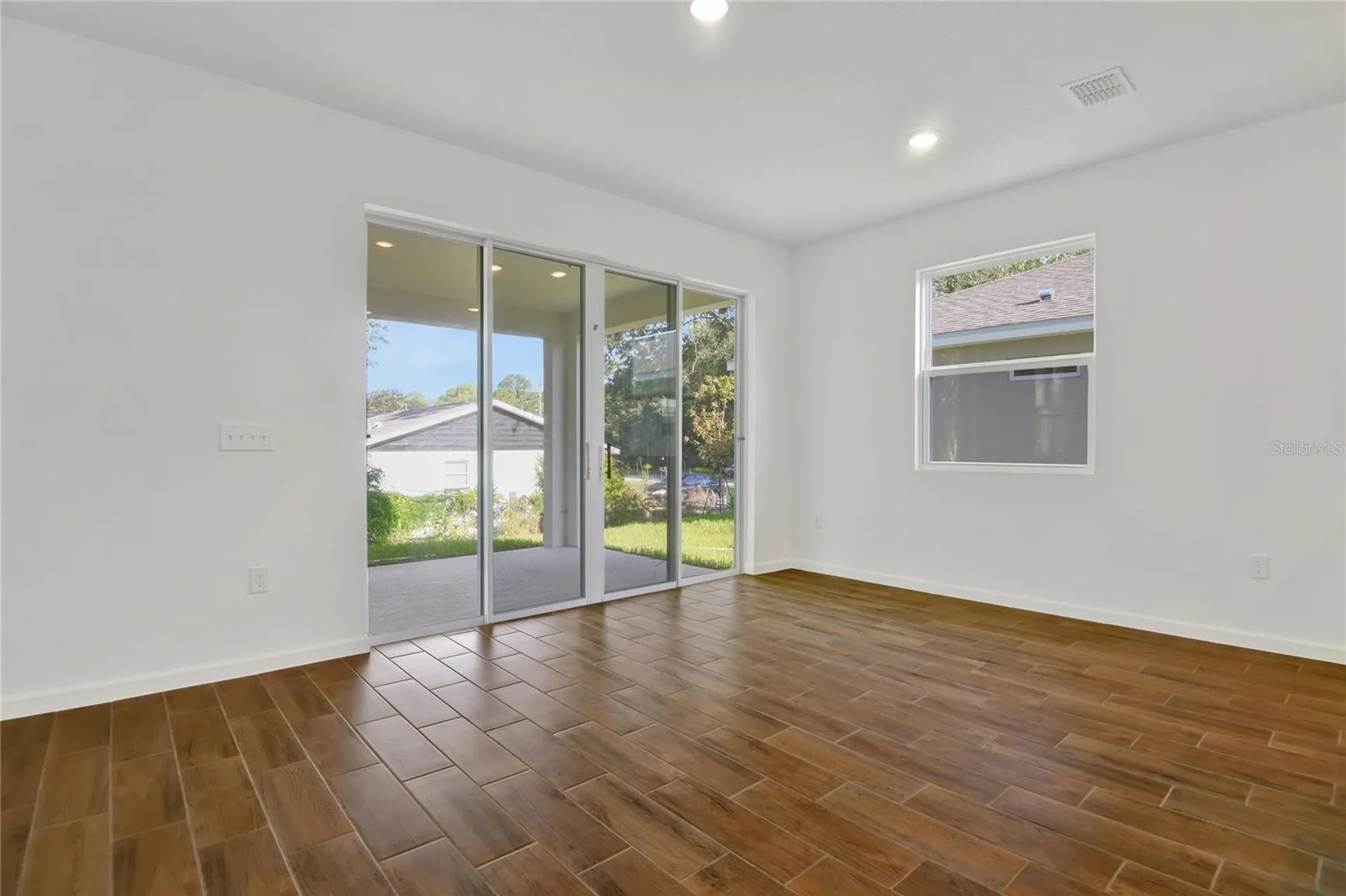 734 Lake Dell Avenue Dundee FL 33838