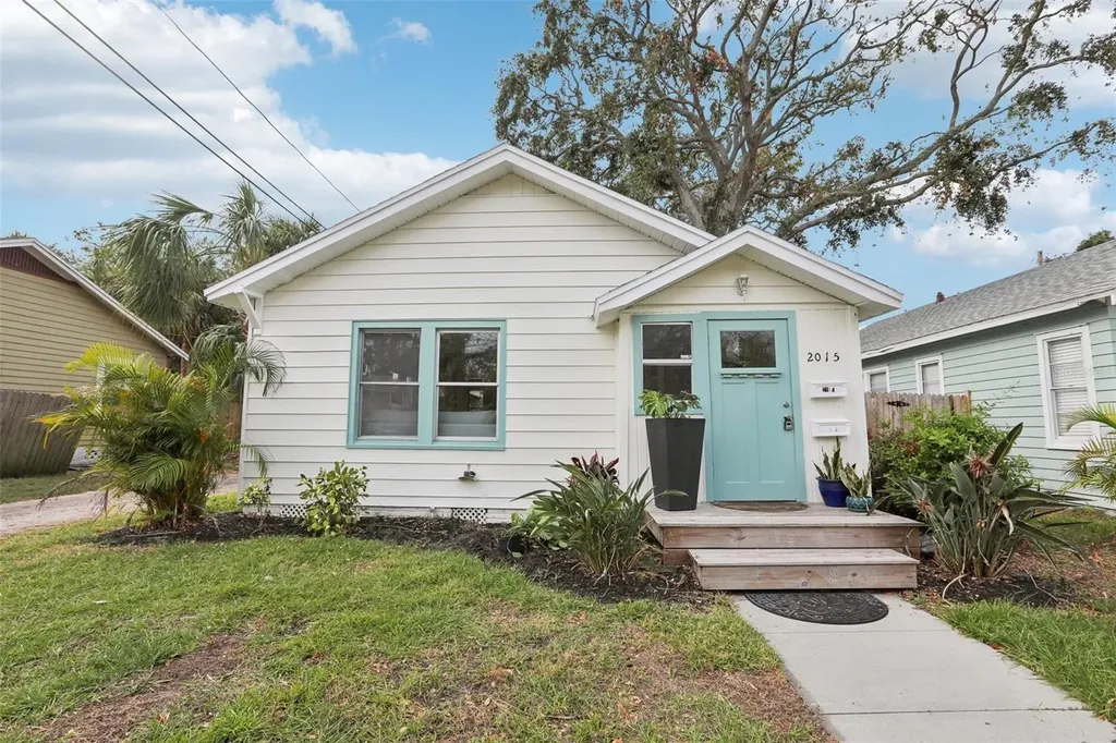 2015 3rd Street S St Petersburg FL 33705