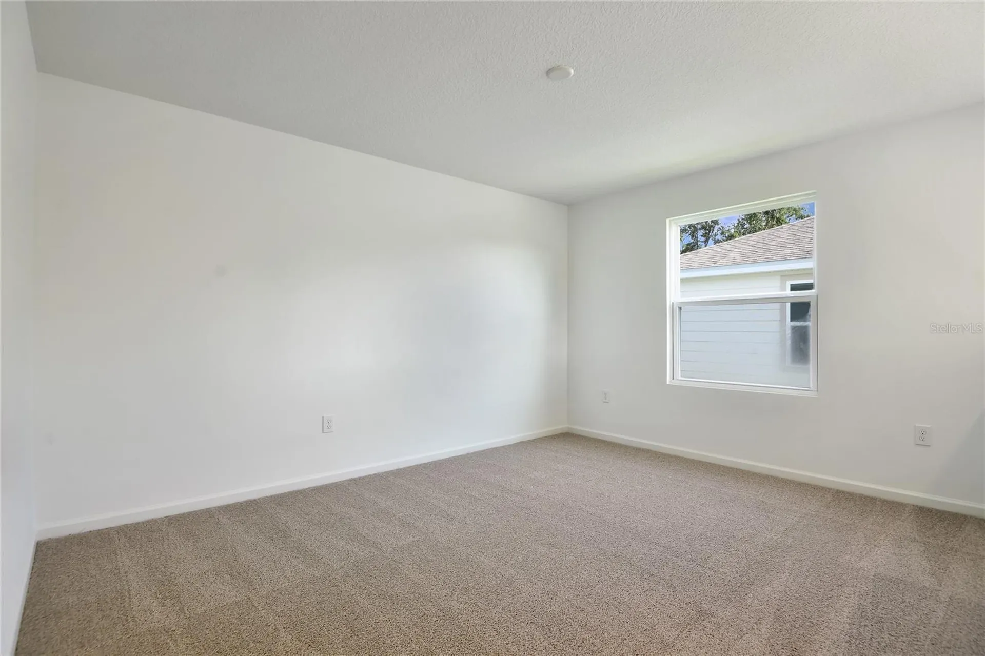 738 Lake Dell Avenue Dundee FL 33838