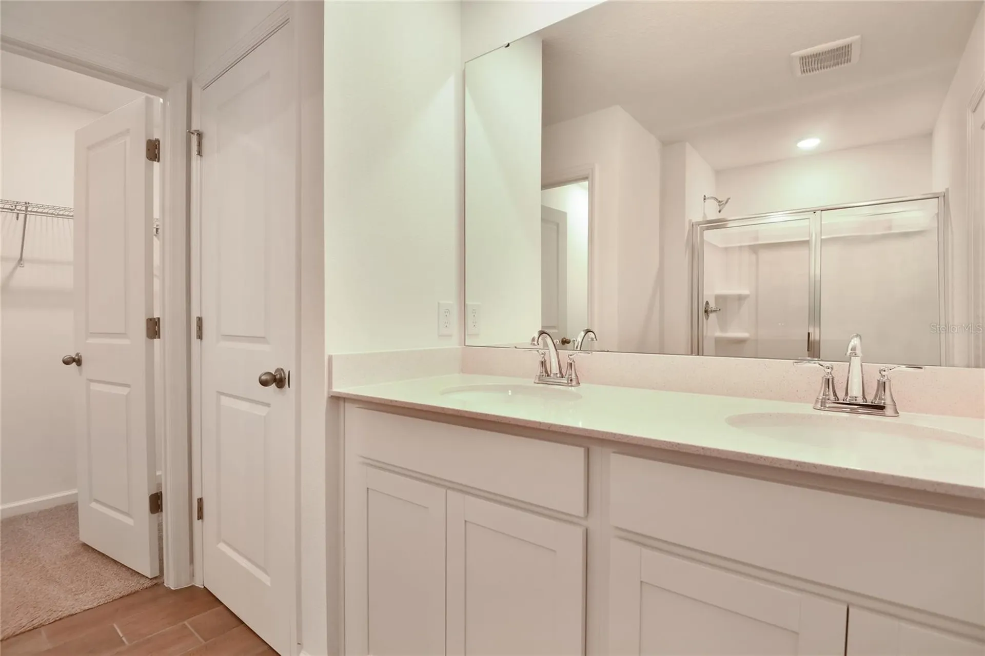 738 Lake Dell Avenue Dundee FL 33838