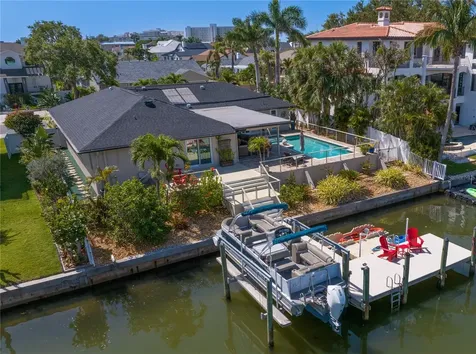 2817 Seabreeze Drive S Gulfport FL 33707