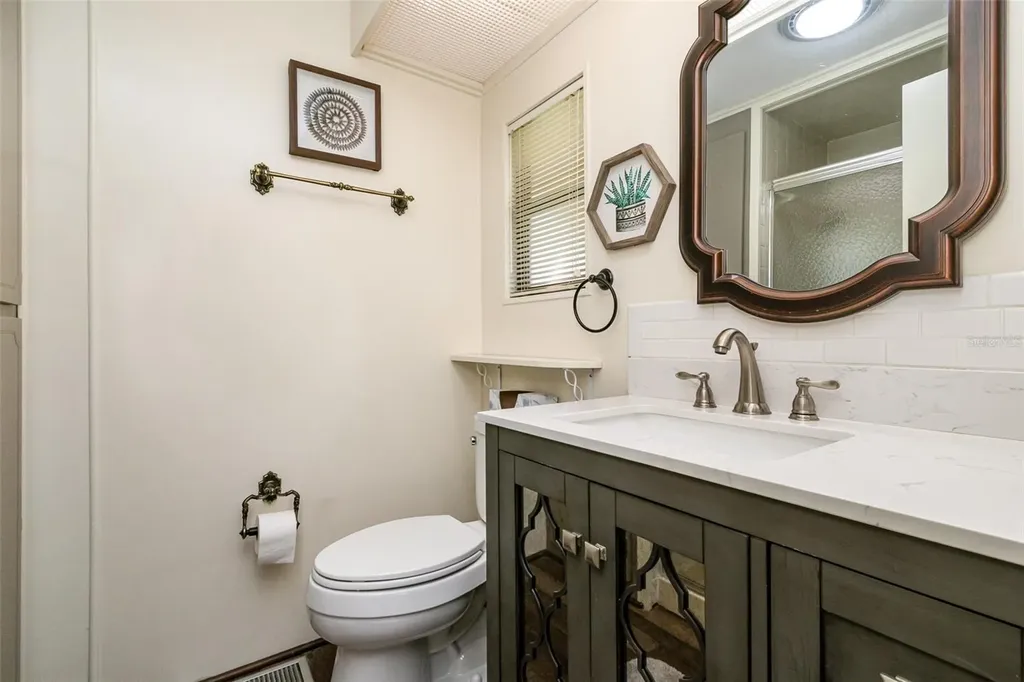 2100 Kings Highway Port Charlotte FL 33980