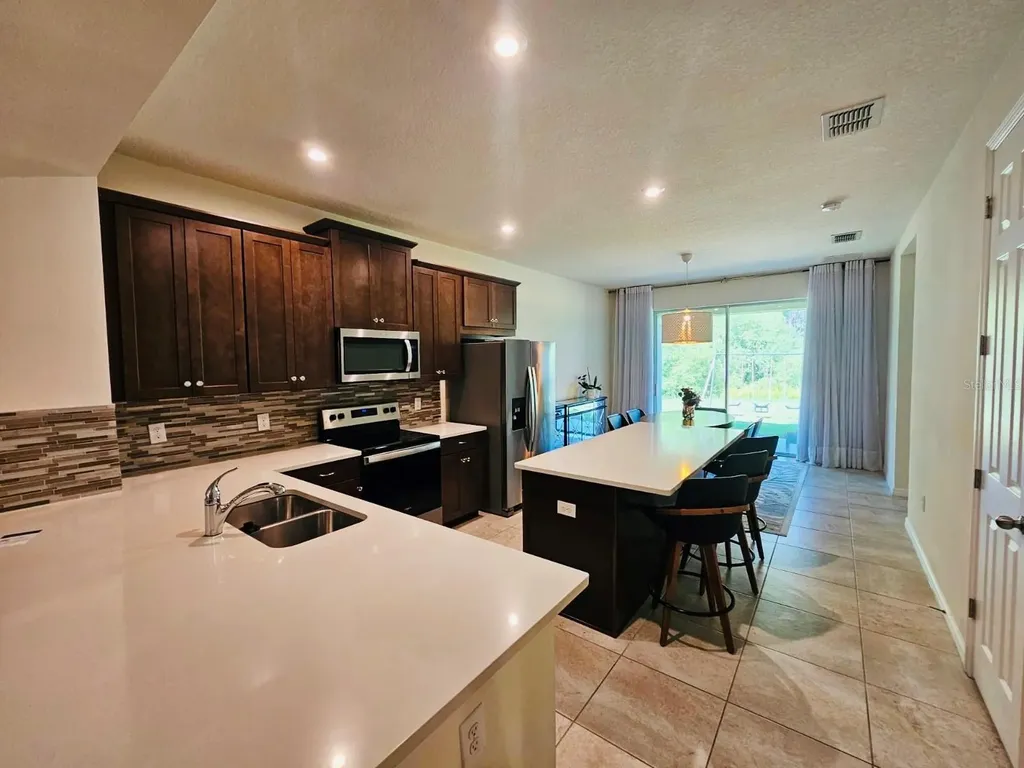 2456 Varenna Loop Kissimmee FL 34741
