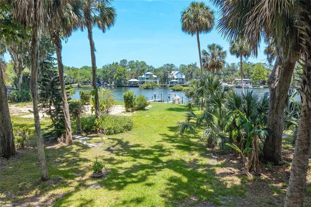 381 NW Magnolia Circle Crystal River FL 34428