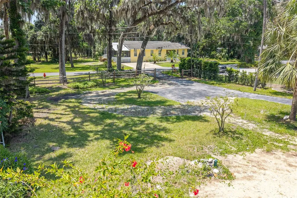 381 NW Magnolia Circle Crystal River FL 34428