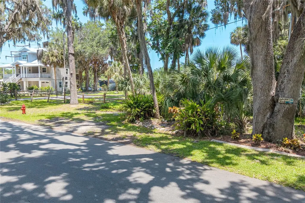 381 NW Magnolia Circle Crystal River FL 34428