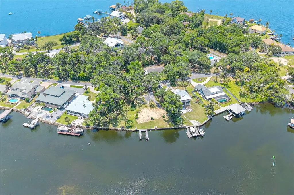 381 NW Magnolia Circle Crystal River FL 34428
