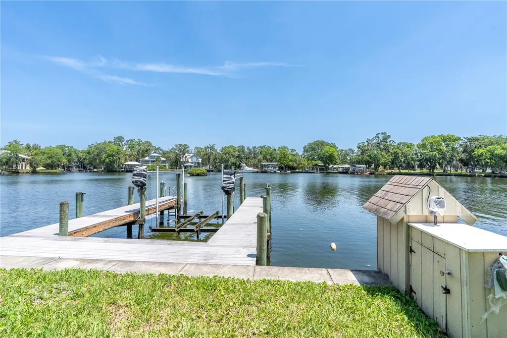381 NW Magnolia Circle Crystal River FL 34428