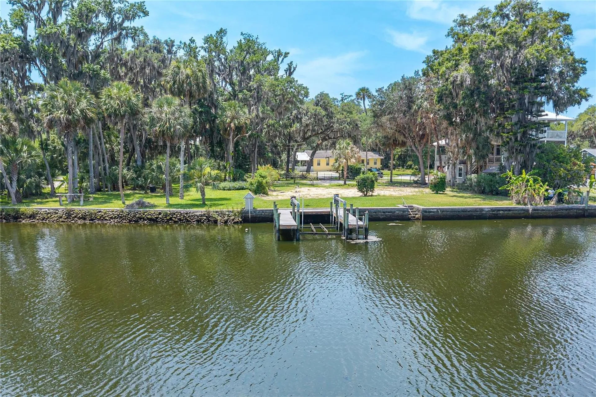 381 NW Magnolia Circle Crystal River FL 34428