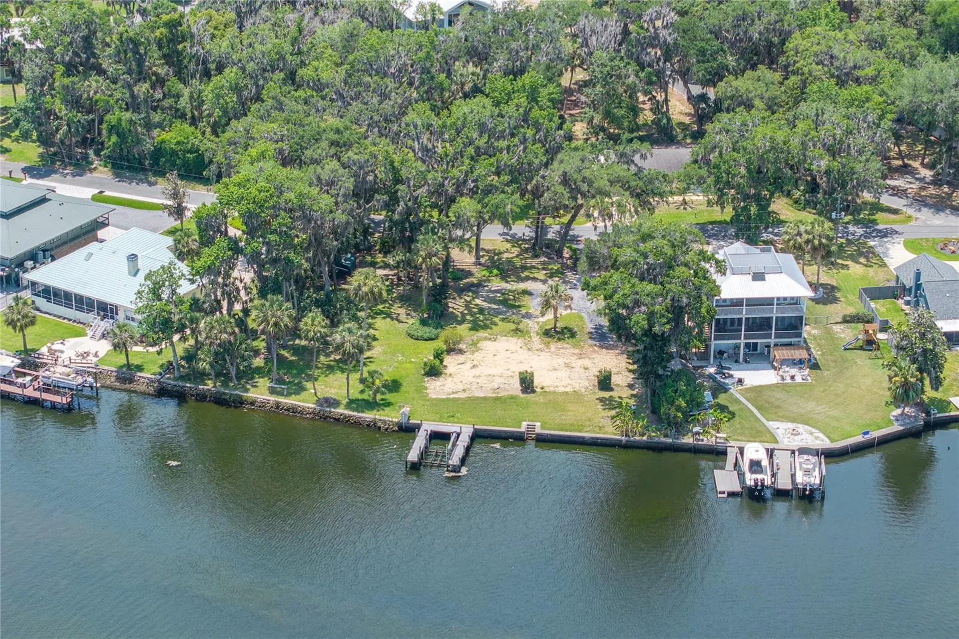 381 NW Magnolia Circle Crystal River FL 34428