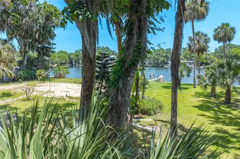 381 NW Magnolia Circle Crystal River FL 34428