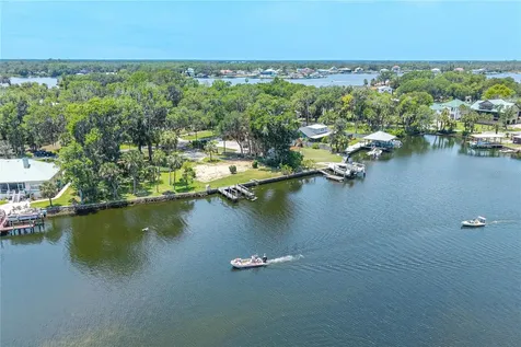 381 NW Magnolia Circle Crystal River FL 34428