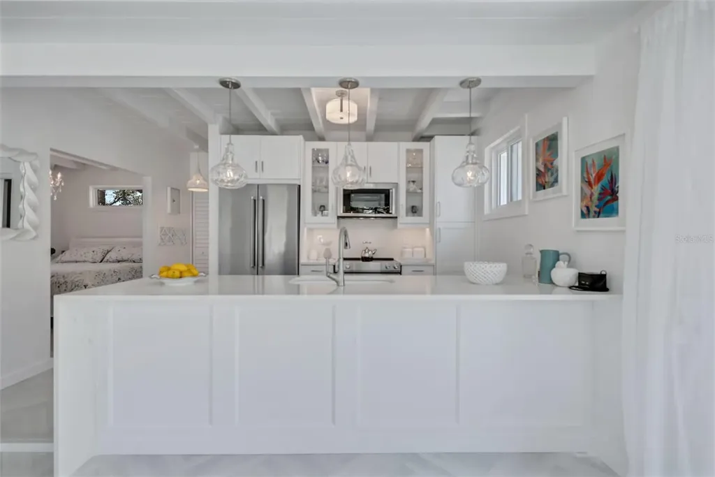 643 Calle Del Otono Sarasota FL 34242