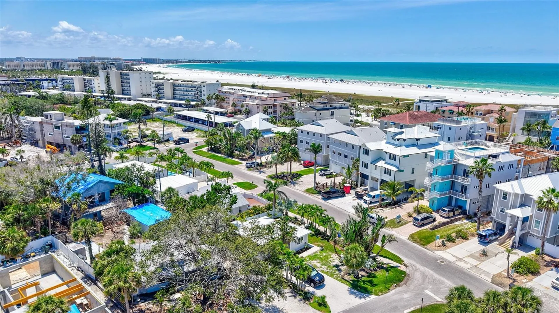 643 Calle Del Otono Sarasota FL 34242